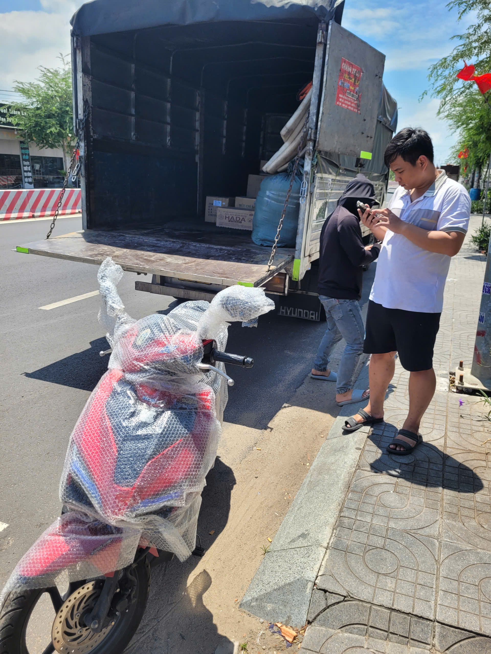 Gửi xe máy đi Côn Đảo